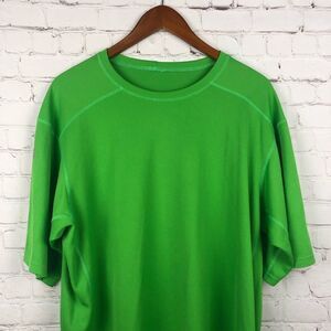 Lululemon Green Big Logo Short Sleeve Tee Unisex